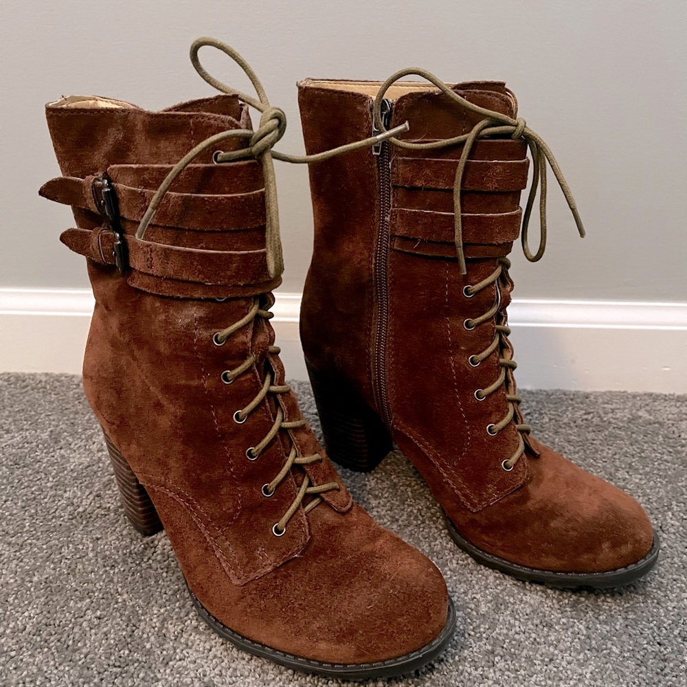 Marc Fisher Medium Brown Suede Boot.  Size 7.5 M